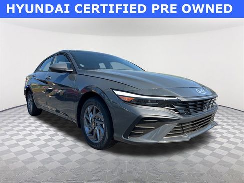 Certified 2025 Hyundai Elantra Blue image 3