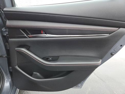 Used 2025 MAZDA MAZDA3 s image 22