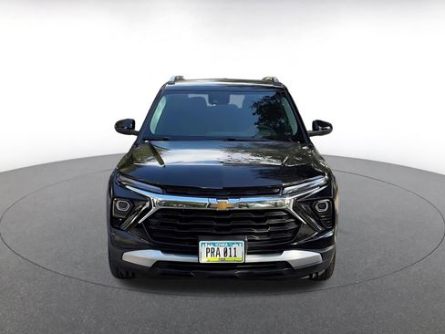 Used 2025 Chevrolet TrailBlazer LT image 4