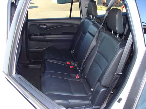 Used 2022 Honda Pilot Special Edition image 8