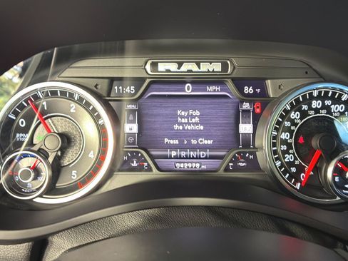 Used 2022 RAM 2500 Laramie AWD/4WD image 38