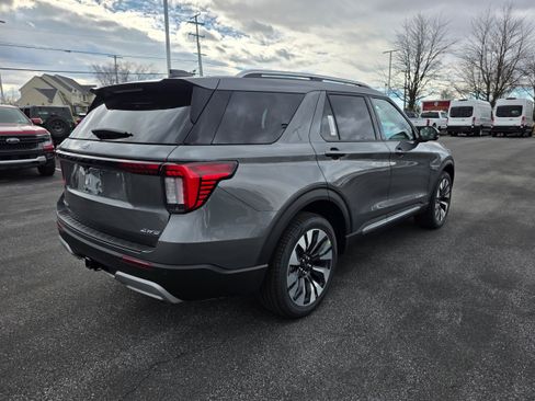 New 2026 Ford Explorer Platinum w/ LUX Leather Package image 5