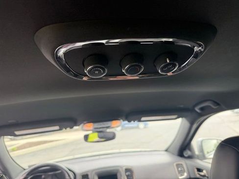 Used 2020 Dodge Durango GT image 16