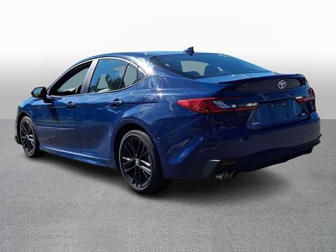 Used 2025 Toyota Camry SE FWD image 6