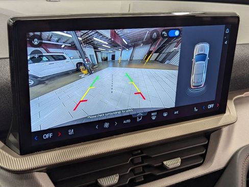 New 2026 Ford Explorer Active w/ Active Comfort Package image 30