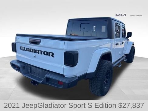 Used 2021 Jeep Gladiator Sport image 8
