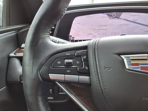 Used 2021 Cadillac Escalade Premium Luxury Platinum image 30