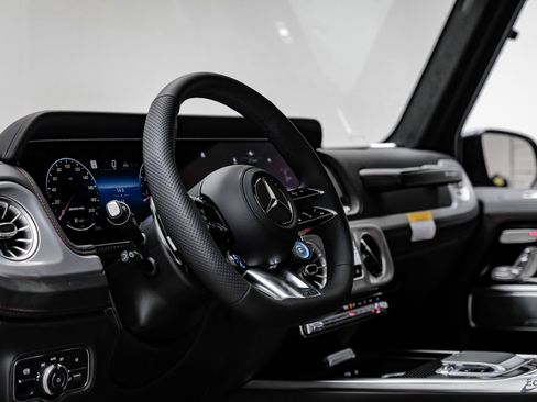 Used 2026 Mercedes-Benz G 63 AMG G 63 AMG 4MATIC Interior Pac image 43