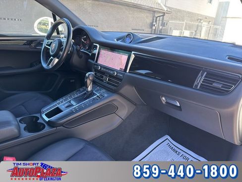 Used 2020 Porsche Macan image 51