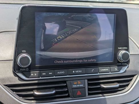 Used 2024 Nissan Altima 2.5 SR FWD image 22
