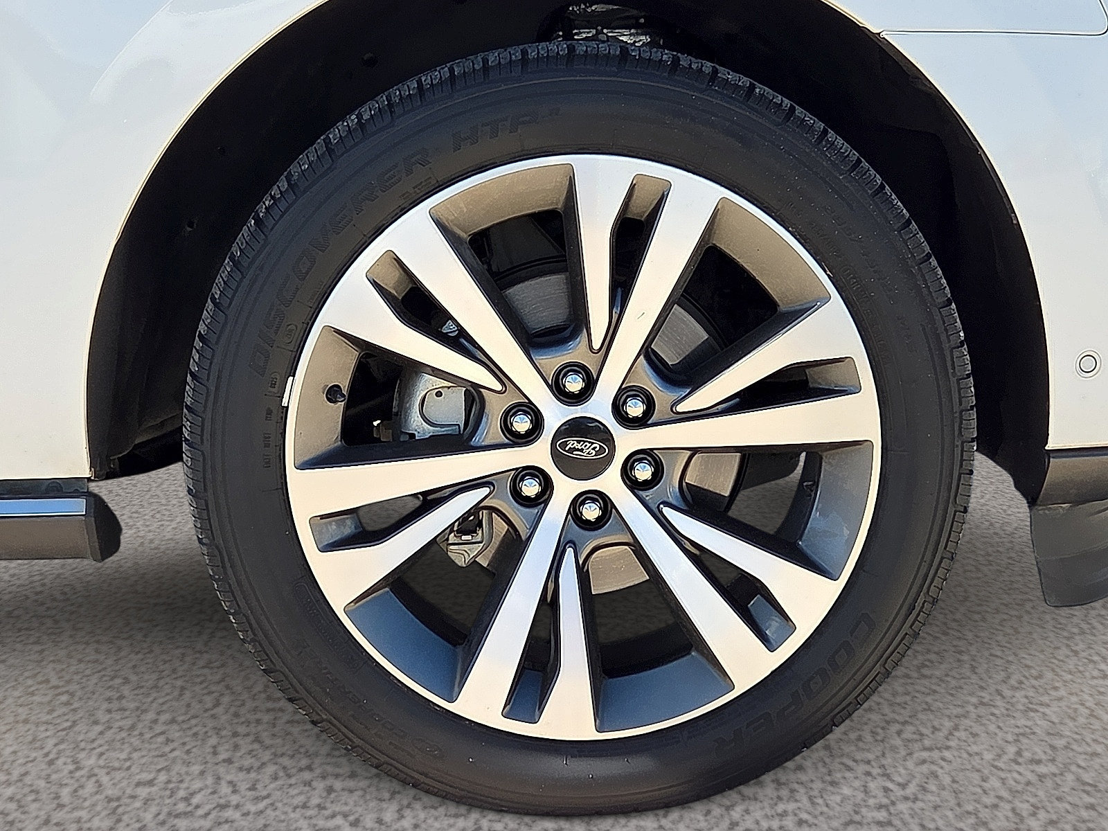Used 2020 Ford Expedition Limited w/ Equipment Group 302A RWD image 7