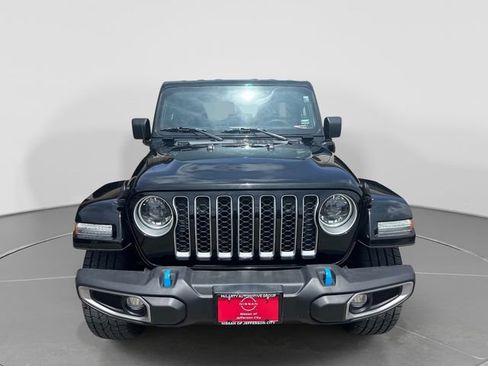 Used 2023 Jeep Wrangler Unlimited Sahara AWD/4WD image 9