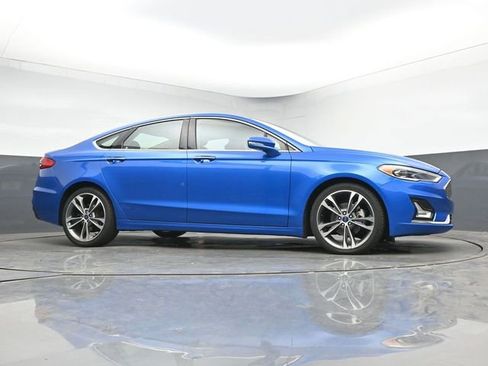 Used 2019 Ford Fusion Titanium FWD image 10