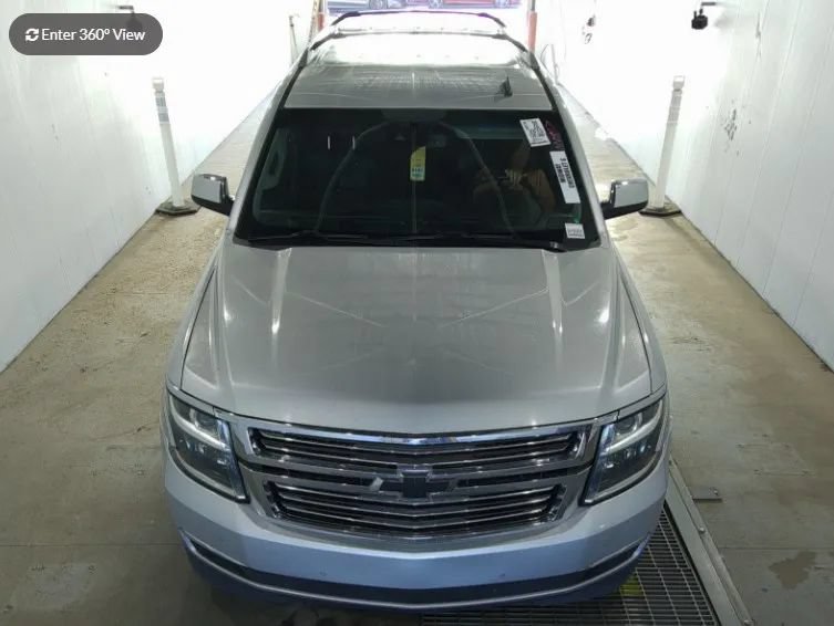 Used 2015 Chevrolet Suburban LTZ RWD image 4