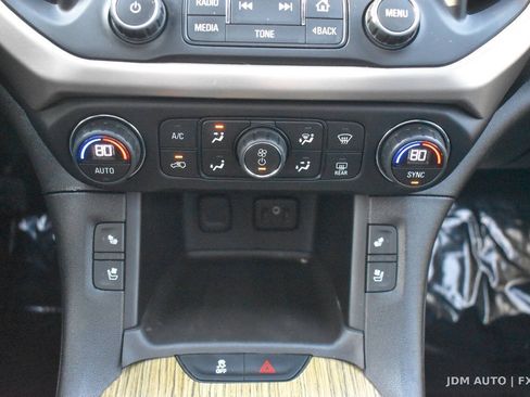 Used 2017 GMC Acadia Denali w/ Technology Package AWD/4WD image 28