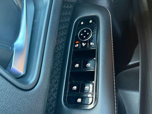Certified 2024 Nissan Ariya FWD image 35