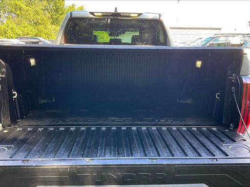 Used 2024 Toyota Tundra Limited AWD/4WD image 29