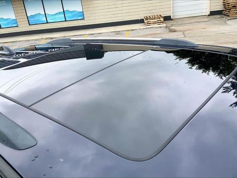 Used 2018 Jeep Grand Cherokee Overland AWD/4WD image 29