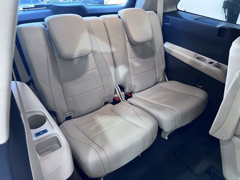 Used 2020 Mercedes-Benz GLS 450 4MATIC image 19