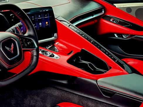 Used 2024 Chevrolet Corvette Stingray w/ Z51 Performance Package image 13