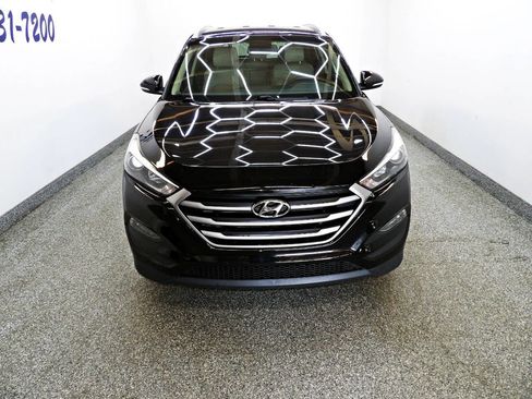 Used 2018 Hyundai Tucson SEL Plus w/ Cargo Package image 2