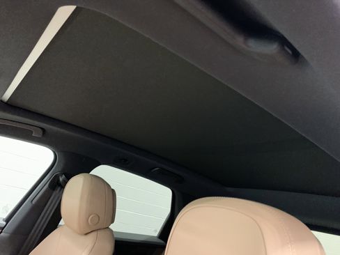 New 2026 Porsche Cayenne image 25