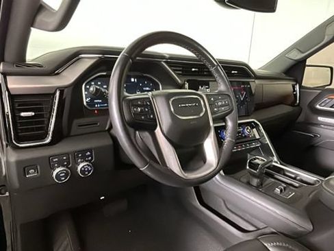 Used 2023 GMC Sierra 1500 Denali AWD/4WD image 13