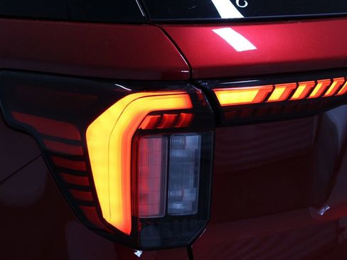 New 2026 Ford Explorer Platinum image 60