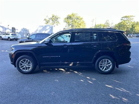 New 2025 Jeep Grand Cherokee L Laredo w/ Luxury Tech Group I AWD/4WD image 5