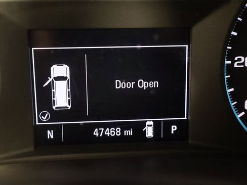 Used 2021 Chevrolet Traverse LS w/ LPO, Floor Liner Package image 36