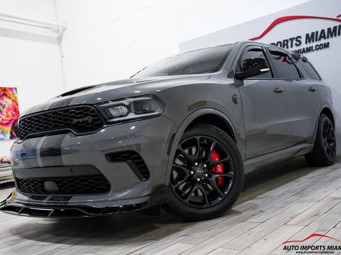 Used 2021 Dodge Durango SRT Hellcat w/ Premium Interior Group AWD/4WD image 3