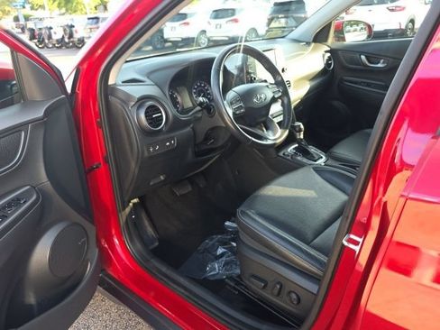 Used 2021 Hyundai Kona Limited w/ Cargo Package AWD/4WD image 16