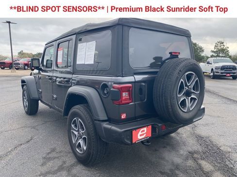 Used 2022 Jeep Wrangler Unlimited Sport AWD/4WD image 6