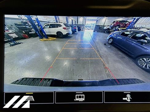 Used 2022 Chevrolet Silverado 2500 LT w/ Convenience Package AWD/4WD image 15