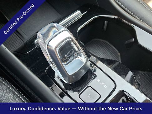 Certified 2023 Volvo XC40 B5 Plus w/ Climate Package AWD/4WD image 16