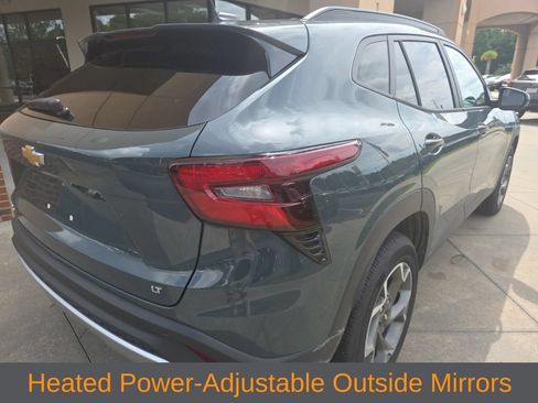 Used 2026 Chevrolet Trax LT w/ Driver Confidence Package FWD image 6