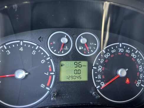 Used 2011 Ford Transit Connect XLT FWD image 12