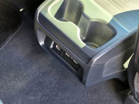 Used 2023 Honda Odyssey Elite image 37