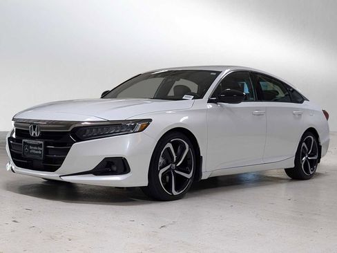 Used 2022 Honda Accord Sport image 13