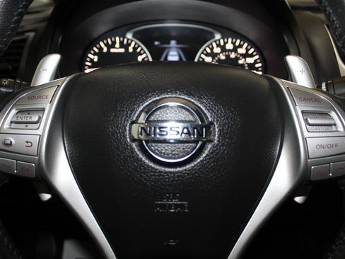 Used 2017 Nissan Altima 2.5 SR FWD image 15