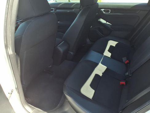 Used 2022 Honda Civic Sport image 17