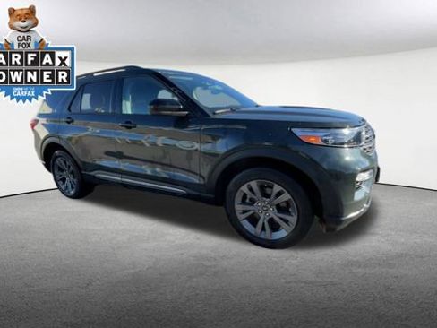 Certified 2023 Ford Explorer XLT w/ Equipment Group 202A AWD/4WD image 2