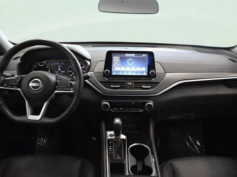 Used 2025 Nissan Altima 2.5 SR FWD image 5