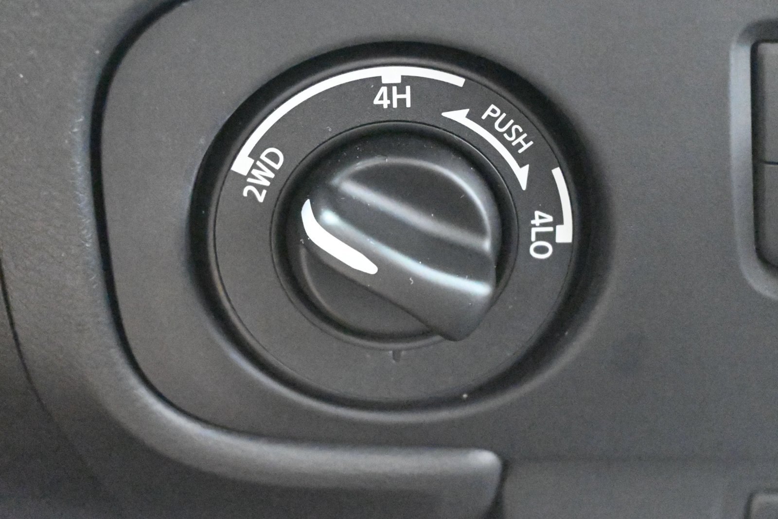 Certified 2025 Nissan Frontier PRO-4X AWD/4WD image 19