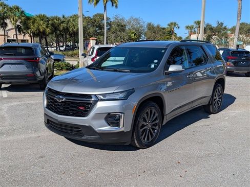 Certified 2024 Chevrolet Traverse RS image 4