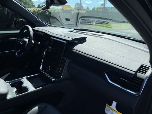 New 2026 GMC Acadia Elevation w/ Black Edition image 29