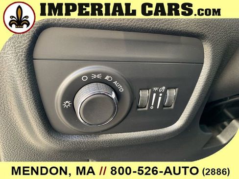 New 2025 Jeep Grand Cherokee L Altitude image 19