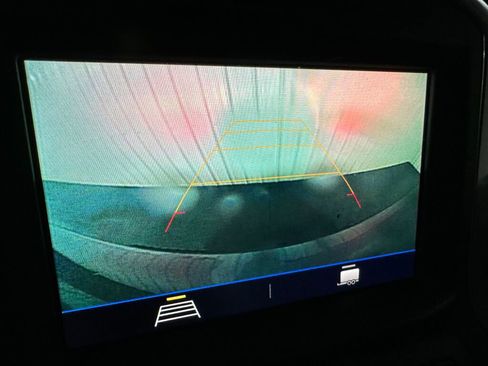 Used 2021 Chevrolet Silverado 1500 Custom image 11