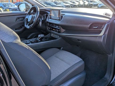 Used 2022 Nissan Rogue S AWD/4WD image 21