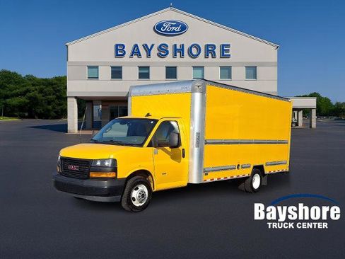 Used 2021 GMC Savana 3500 Extended w/ Power Convenience Package image 1